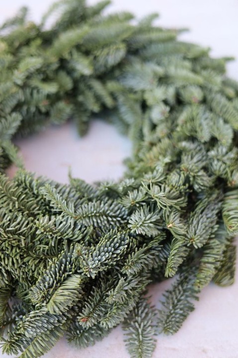 Wianek z Jodły Nobilis 35cm, NATURALNY Wianek Świąteczny