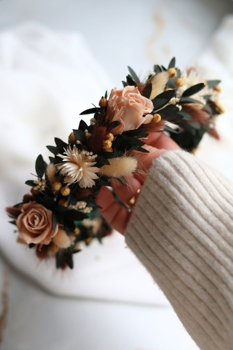 Wianek na głowę, wianek ślubny z suszonych kwiatów i wiecznymi różami NUDE