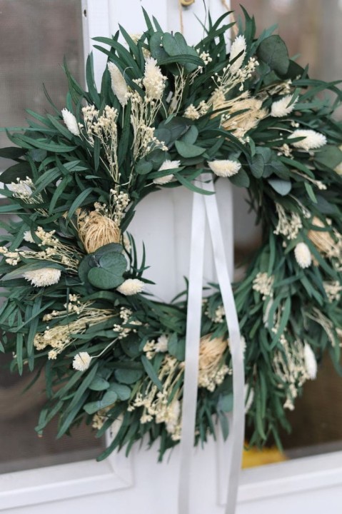 Naturalny Wianek na Drzwi, Stabilizowany Eukaliptus & Białe Suszone Kwiaty