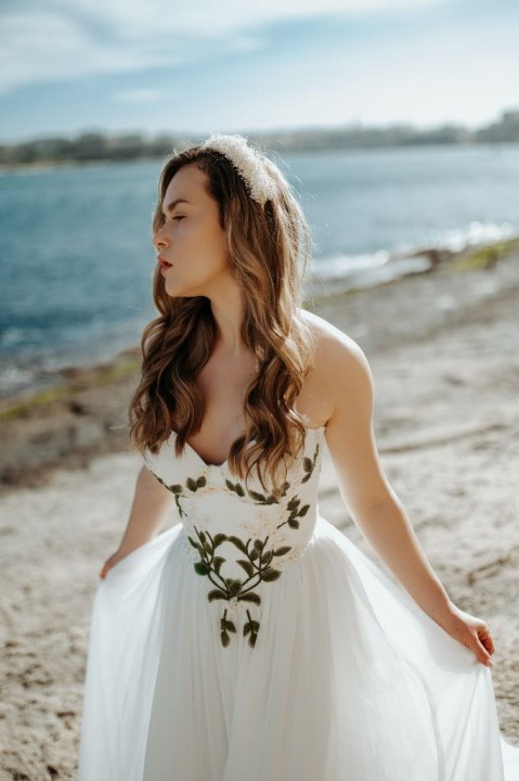 Wianek na głowę z białej Gipsówki, Opaska Ślubna LILY