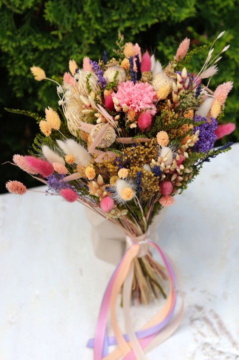 Kolorowy Rustykalny Bukiet Ślubny z Suszonych Kwiatów ze Stabilizowanym Goździkiem ZOJA, wieczny bukiet ślubny, bukiet z suszonych kwiatów