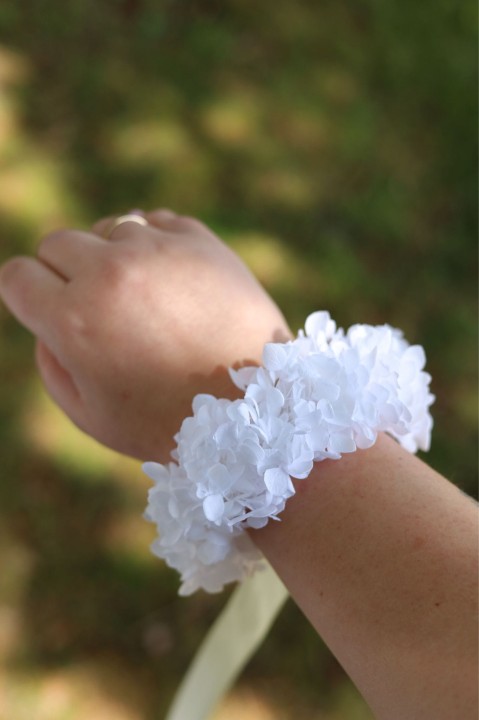 Korsarz na rękę, Korsarz dla Druhny z stabilizowanych kwiatów, ozdoby ślubne