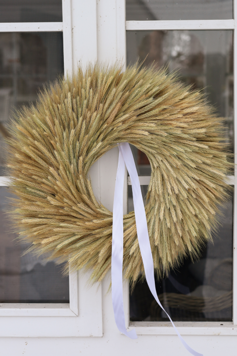 Naturalny wianek boho na drzwi 50 cm, ręcznie wykonany z gęsto ułożonego suszonego pszenżyta
