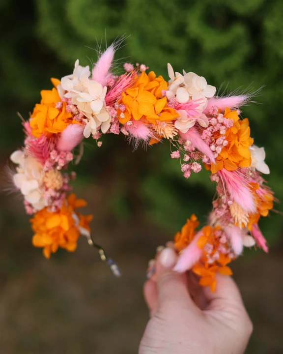 Wianek ślubny / opaska na głowę „Peach Blush” - różowo-brzoskwiniowy, boho, z suszonych kwiatów